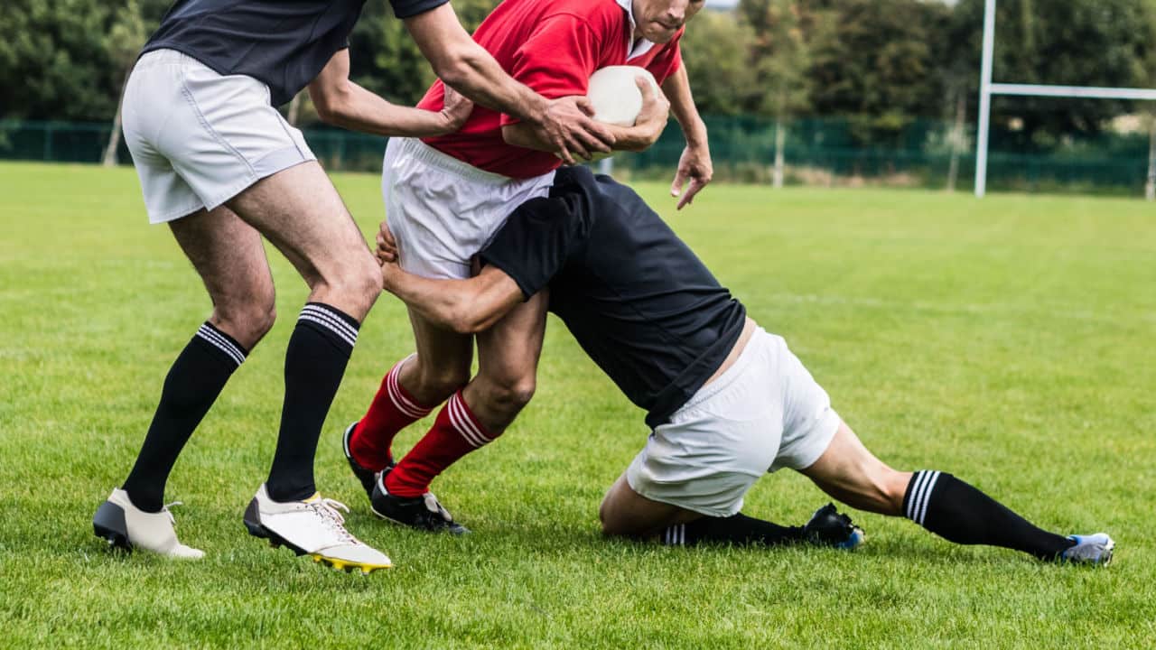 ラグビーの前半は何分？高校・大学・7人制の試合時間とロスタイムの仕組みを徹底解説